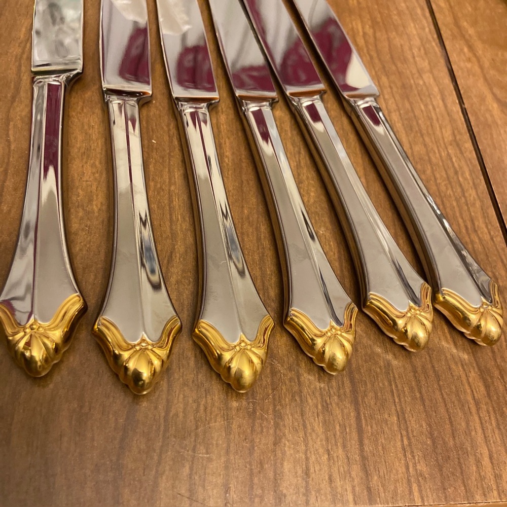 Oneida Golden Kenwood 6 Piece Dinner 9” Inches Knives With Gold Tip Crowns. - Picture 5 of 5